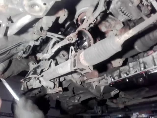 Wymiana alternatora Avensis D4D: Oszczędź 600 zł! Poradnik DIY