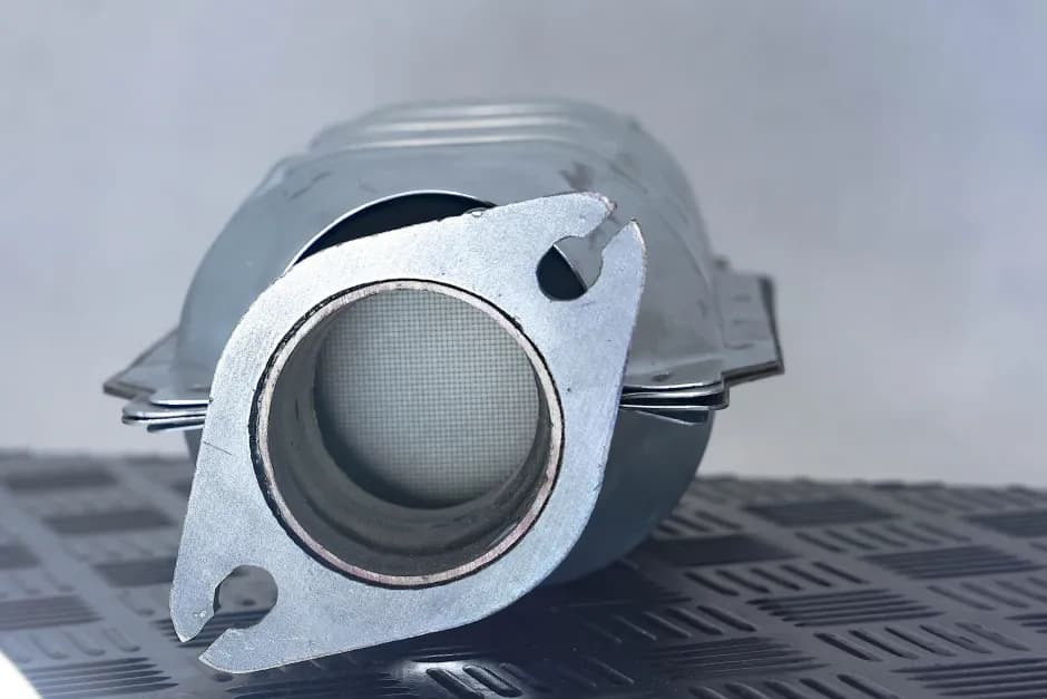 Czy po wypalaniu DPF trzeba wymienić olej? Odpowiedź eksperta.